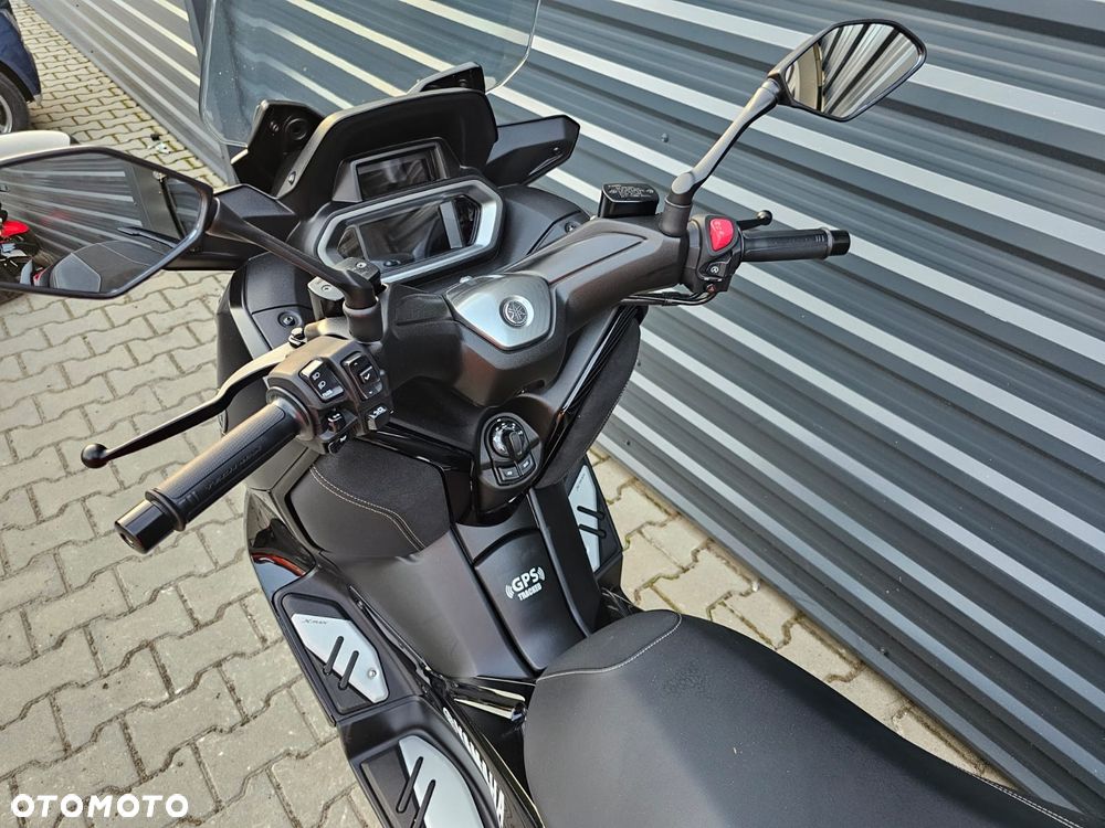 Yamaha X-max - 8