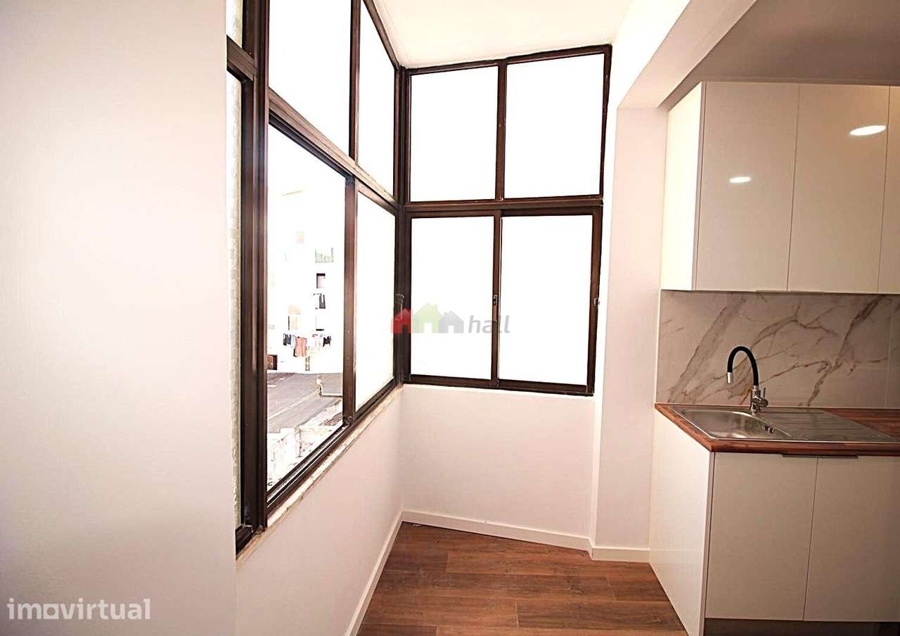 Apartamento T3 Remodelado no Centro do Barreiro - Grande imagem: 5/25