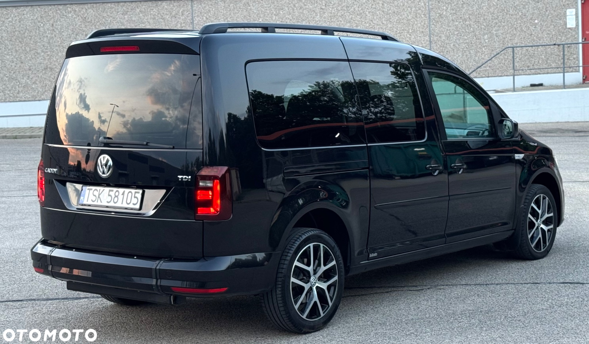 Volkswagen Caddy 2.0 TDI (7-Si.) DSG Maxi Highline - 4
