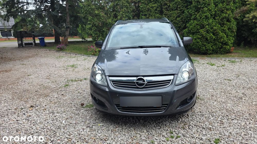 Opel Zafira 1.8 Edition 111 Jahre - 11