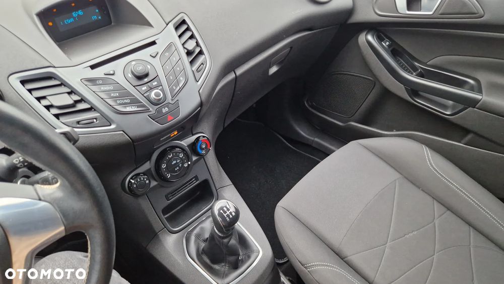 Ford Fiesta 1.5 TDCi Titanium - 11