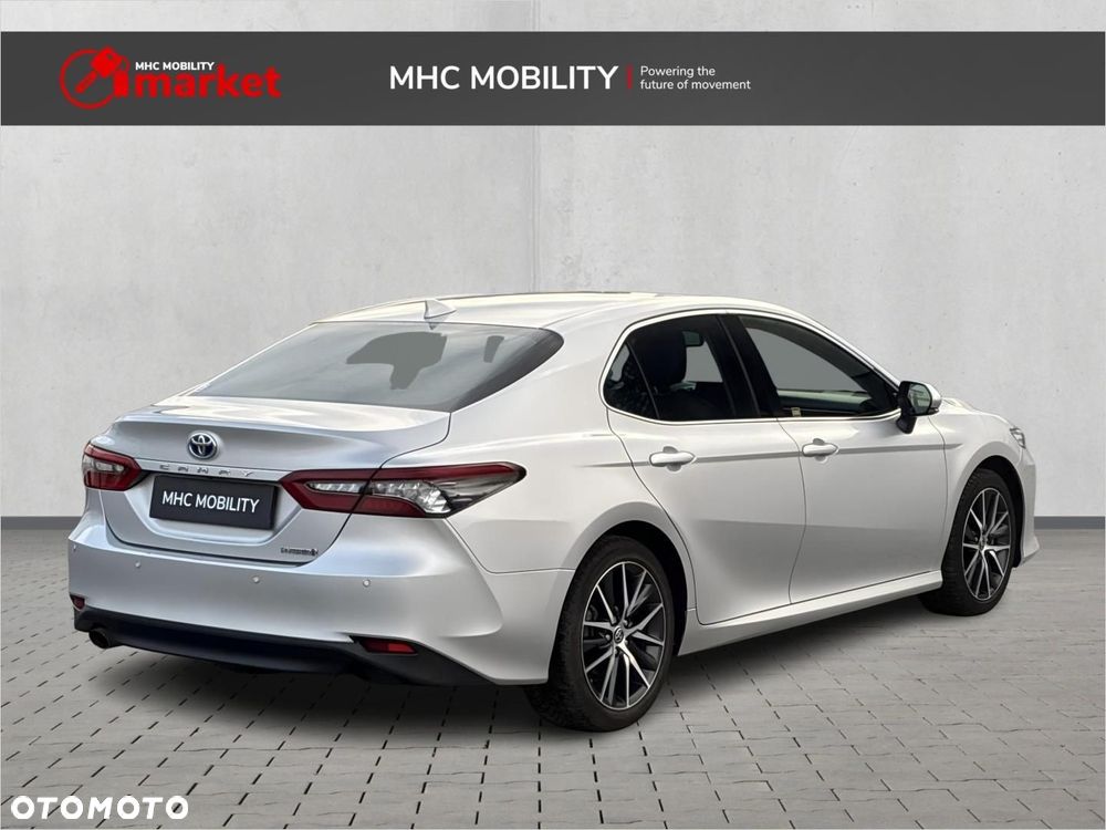 Toyota Camry 2.5 Hybrid Executive CVT - 6