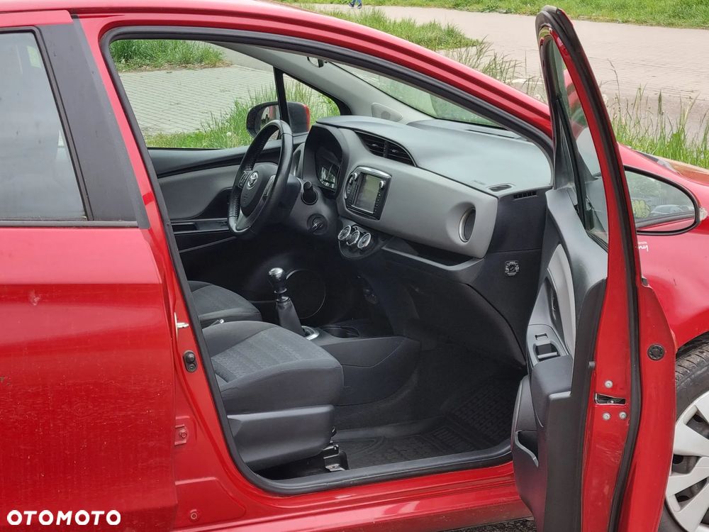 Toyota Yaris - 16