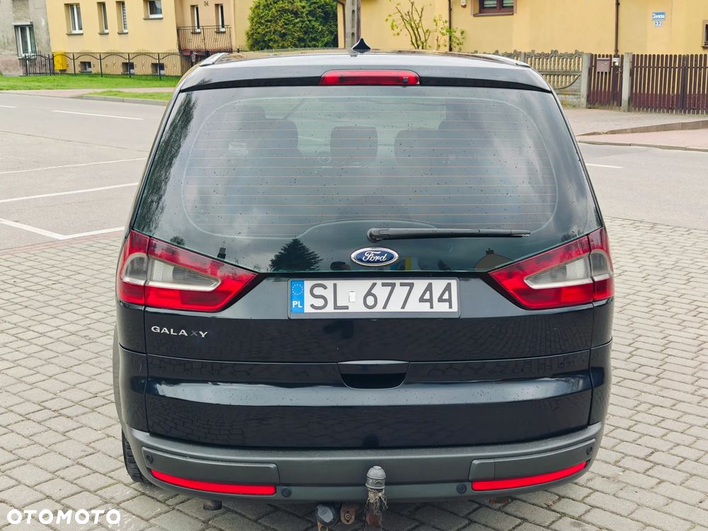 Ford Galaxy 2.0 TDCi Titanium - 16