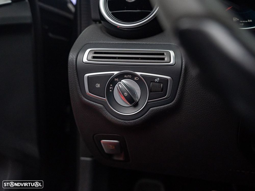 Mercedes-Benz C 300 de AMG Line - 20