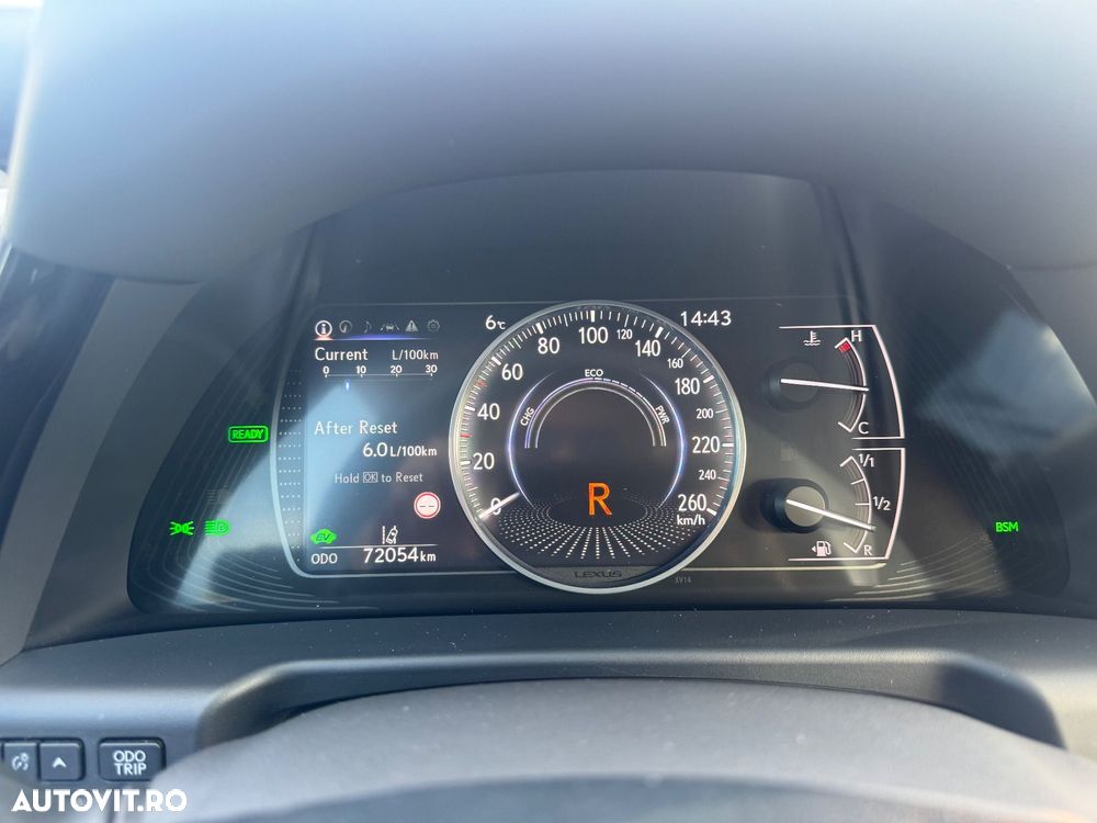 Lexus Seria ES 300h 2.5 TNGA HV 25H- 4X2 CVT Luxury - 11