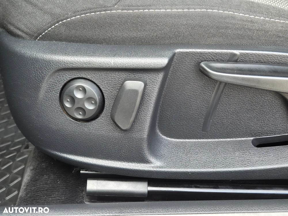 Volkswagen Passat Alltrack - 17