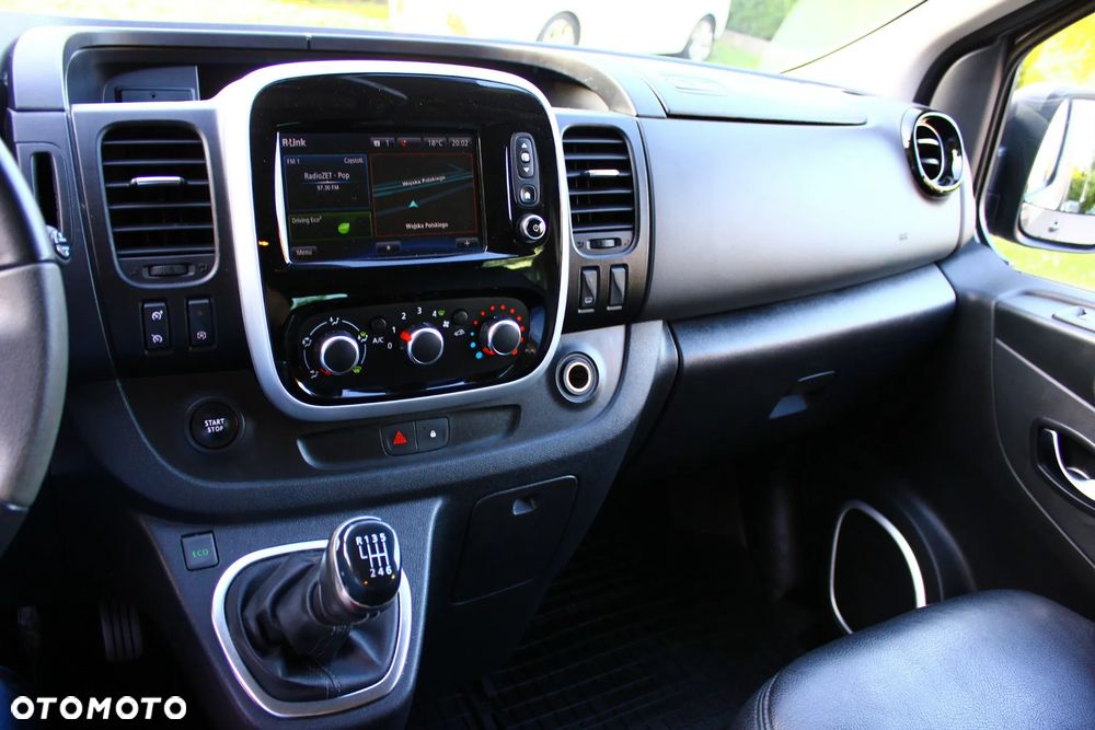 Renault Trafic 2.0 dCi - 29