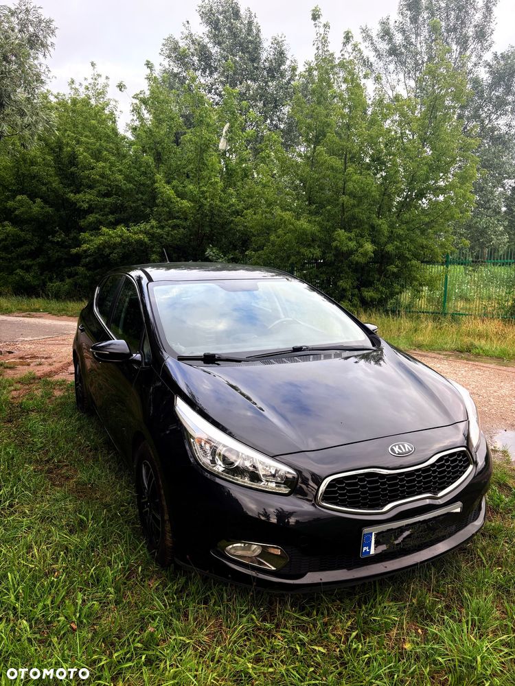 Kia Ceed - 9