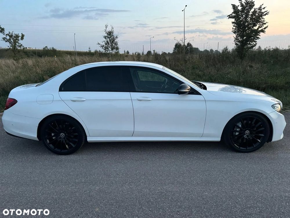 Mercedes-Benz Klasa E 350 D 9G-TRONIC AMG Line - 29