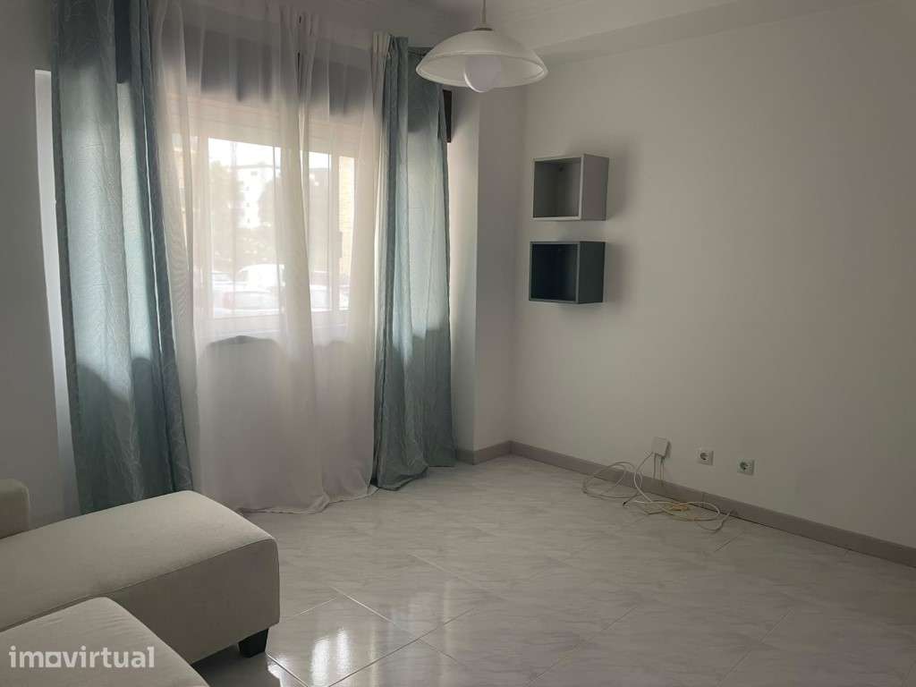 Apartamento T2 em Paio Pires - Grande imagem: 2/12
