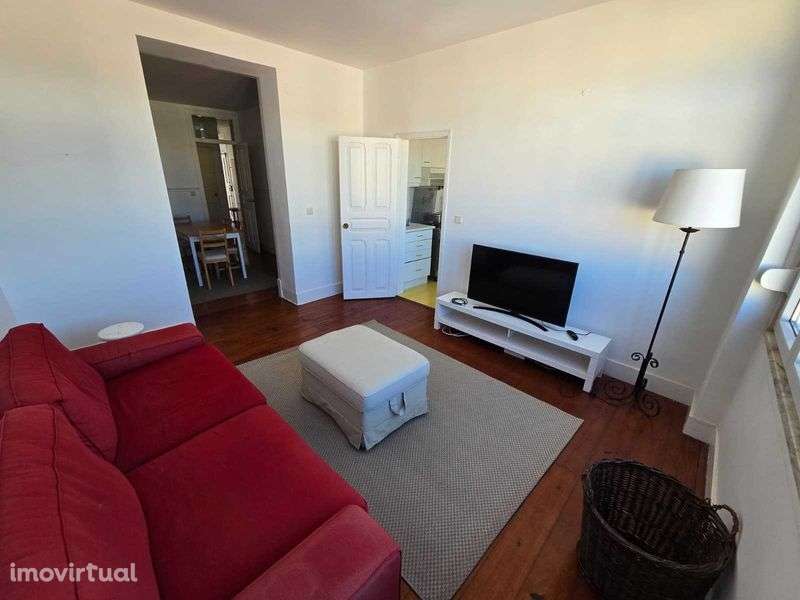 T-2 mobilado e equipado em Campolide, Lisboa - Grande imagem: 2/12