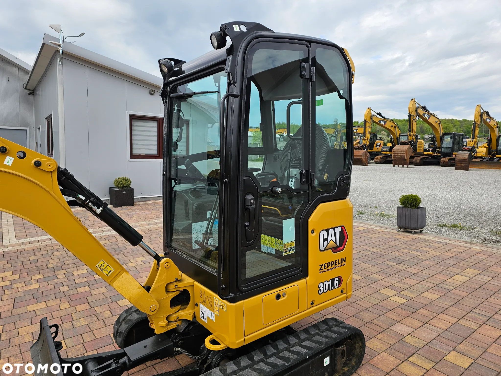 Caterpillar 301.6 - 21