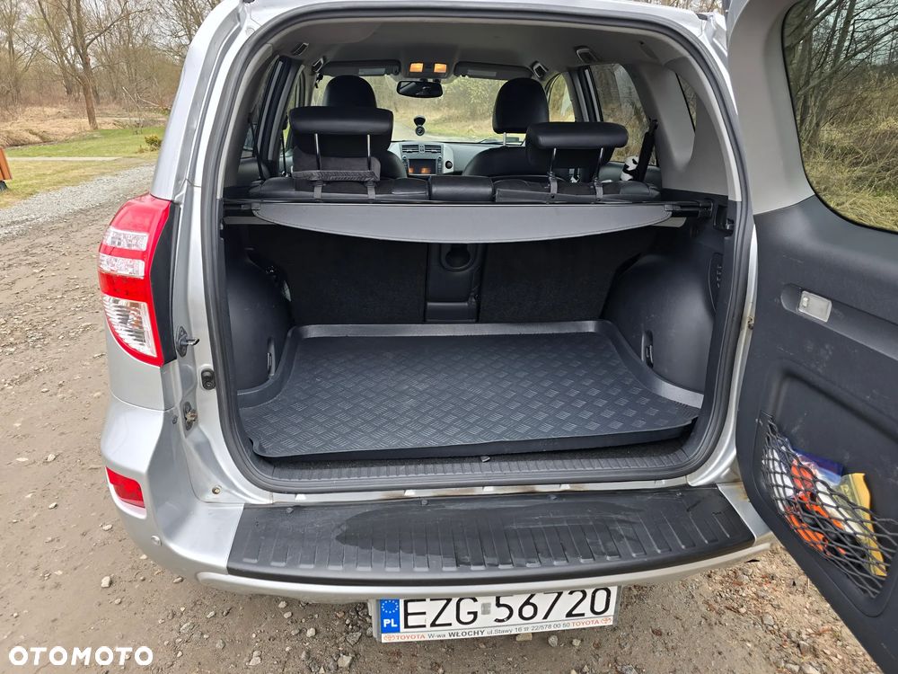 Toyota RAV4 2.0 VVT-i Premium MS - 6