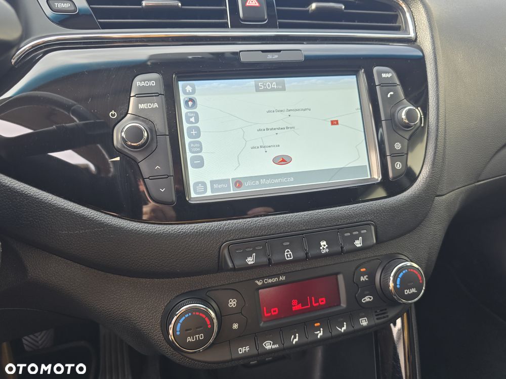 Kia Ceed 1.6 GDI Dream Team Edition - 30