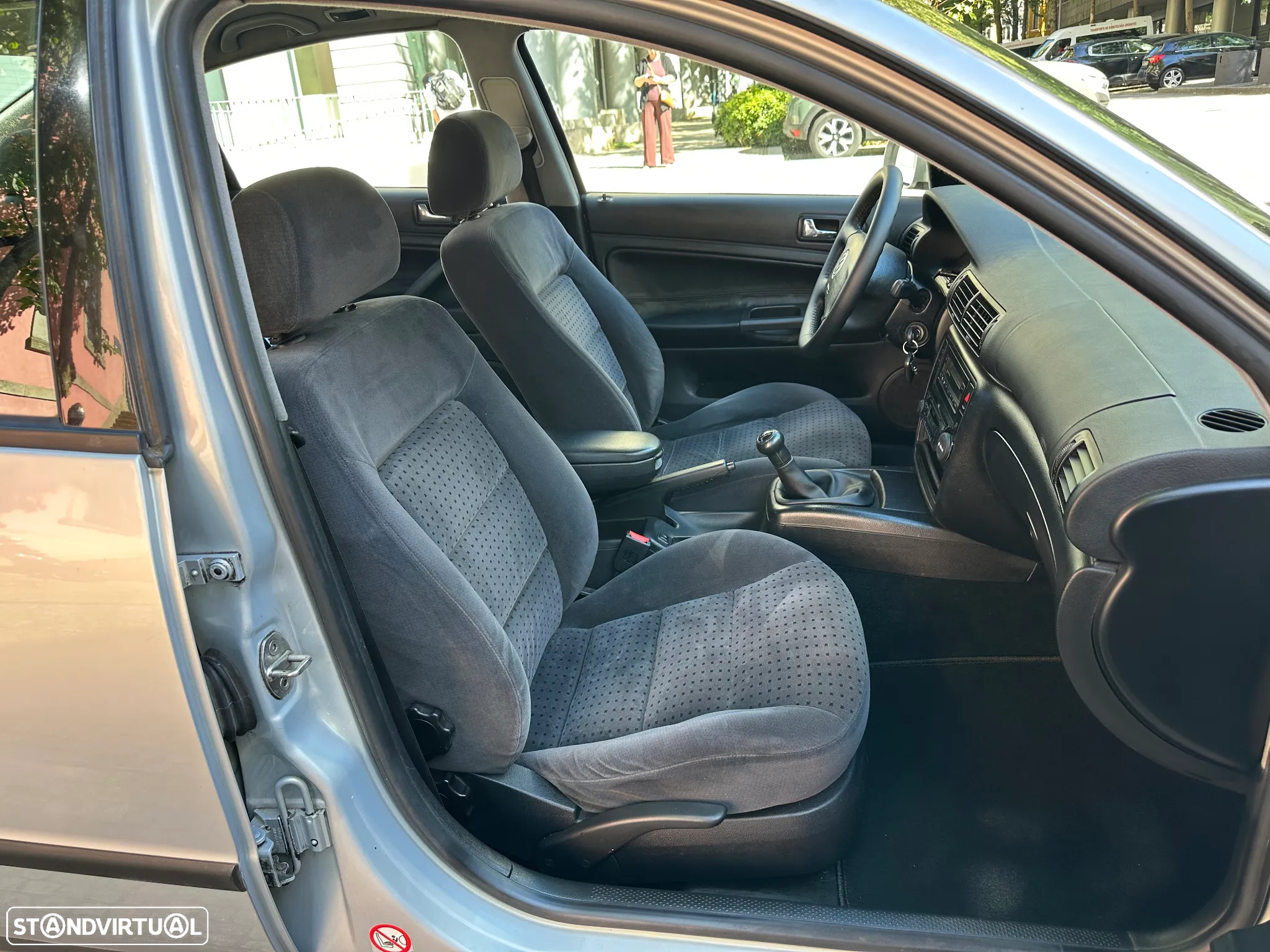 VW Passat 1.9 TDi Confortline Top - 21