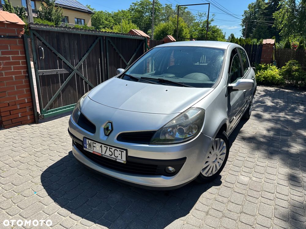 Renault Clio - 2