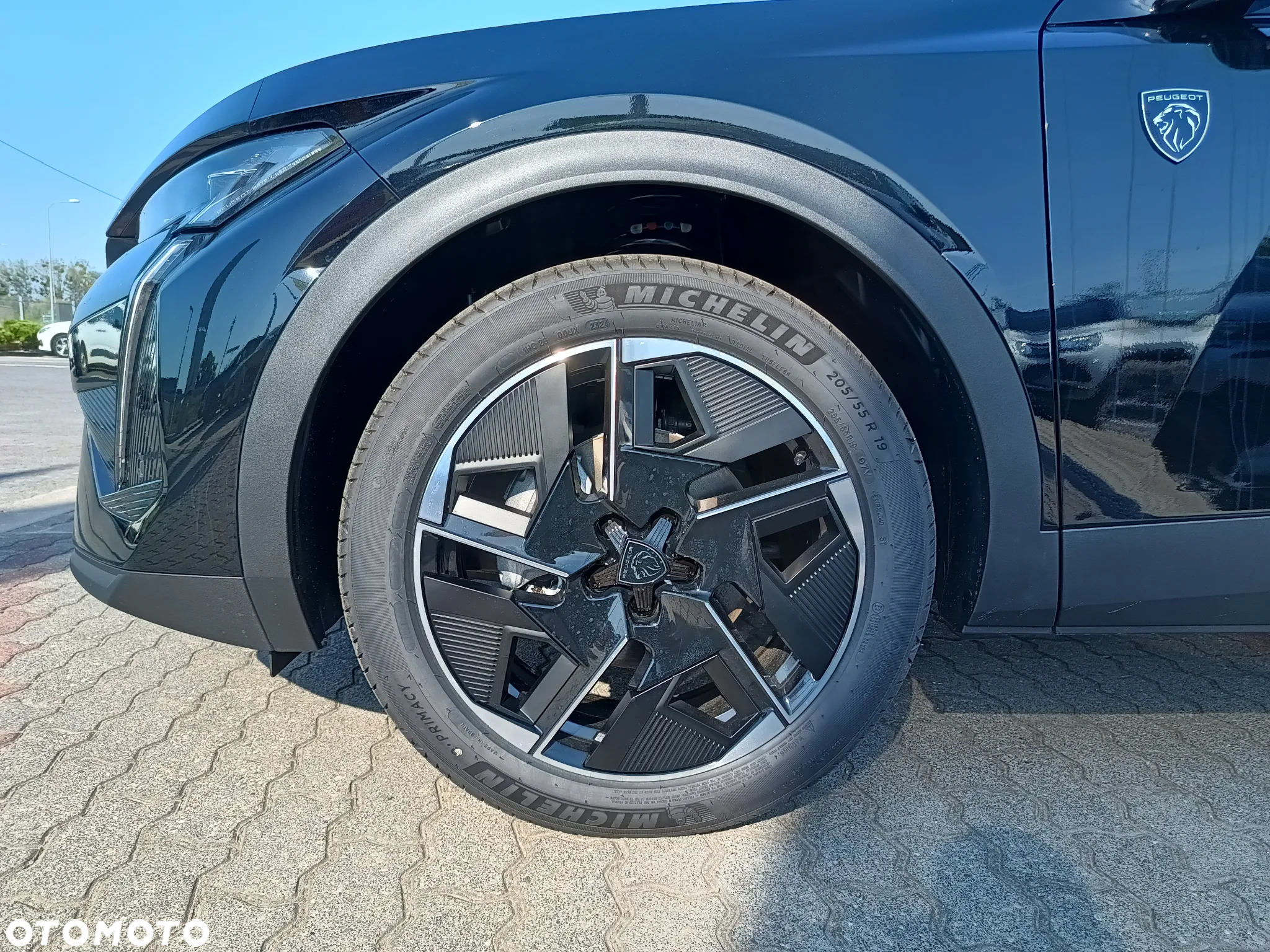 Peugeot 408 1.2 PureTech mHEV GT S&S e-DSC6 - 9