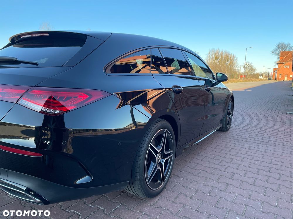 Mercedes-Benz CLA 200 7G-DCT AMG Line - 10