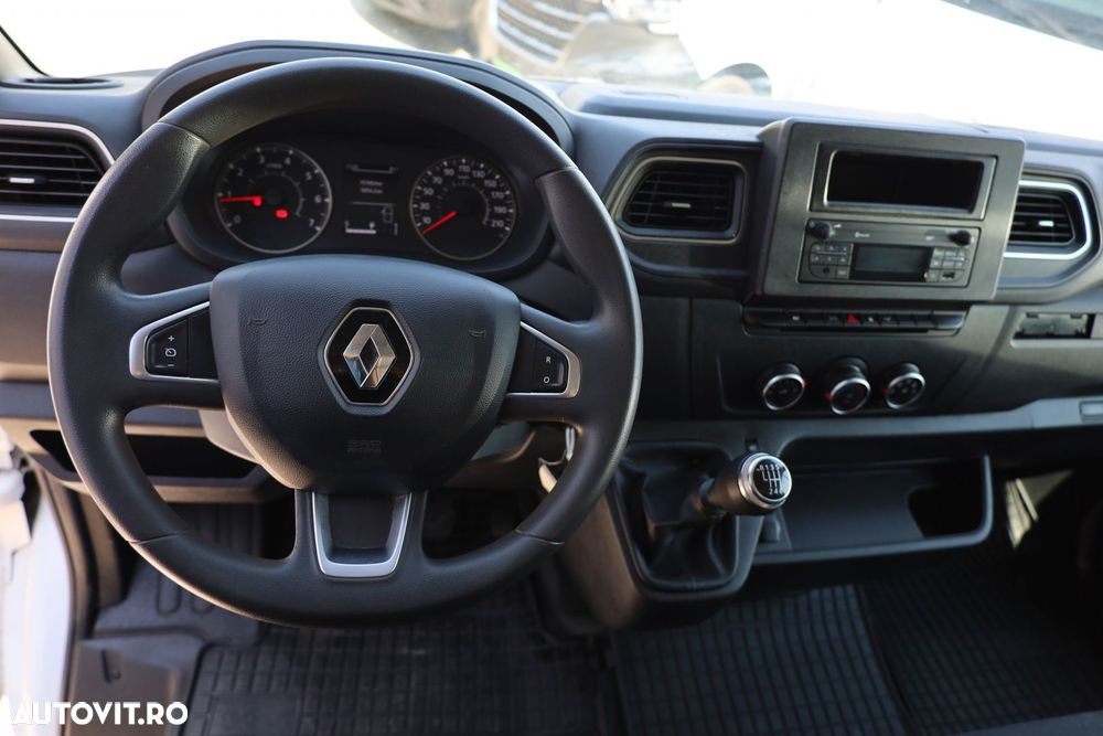 Renault Master L2H2 2.3 DCI 136CP - 17