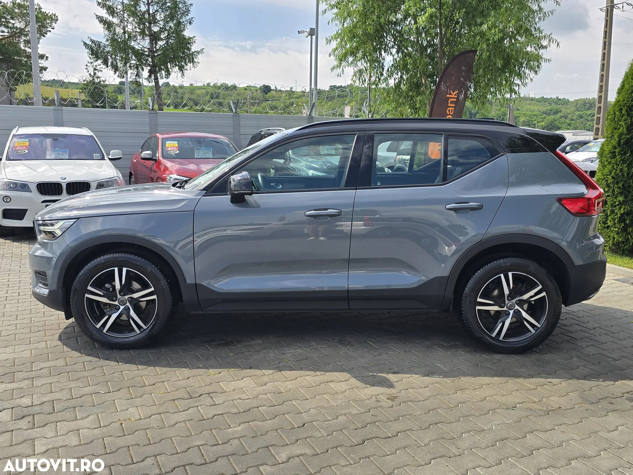 Volvo XC 40 D3 R-Design - 2