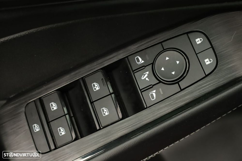 Nissan Qashqai 1.3 DIG-T N-Connecta LED - 20