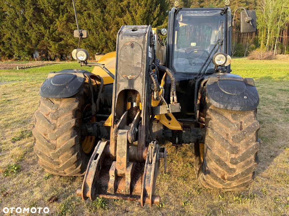 Caterpillar TH407C - 6