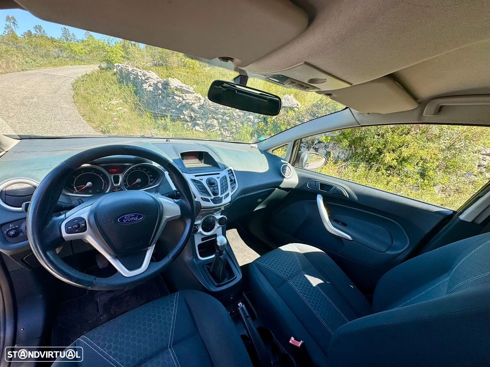 Ford Fiesta 1.25 Titanium - 17