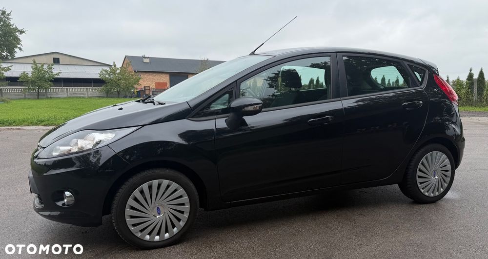 Ford Fiesta 1.25 Champions Edition - 12