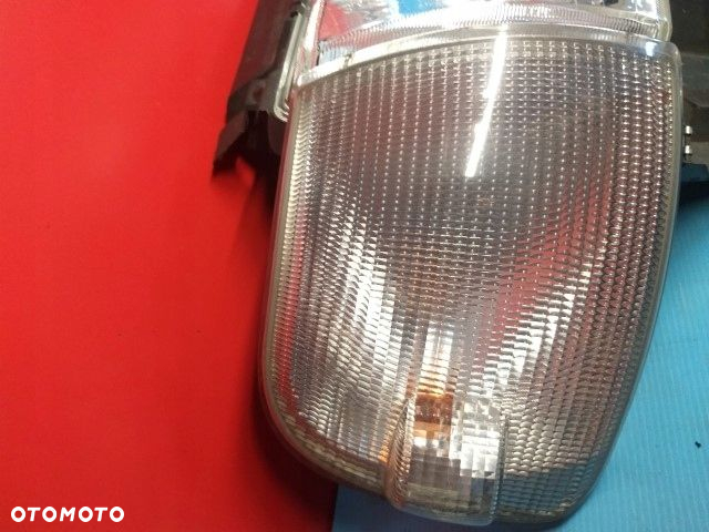 VW t4 Caravelle Multivan lampa prawy przód Valeo - 2