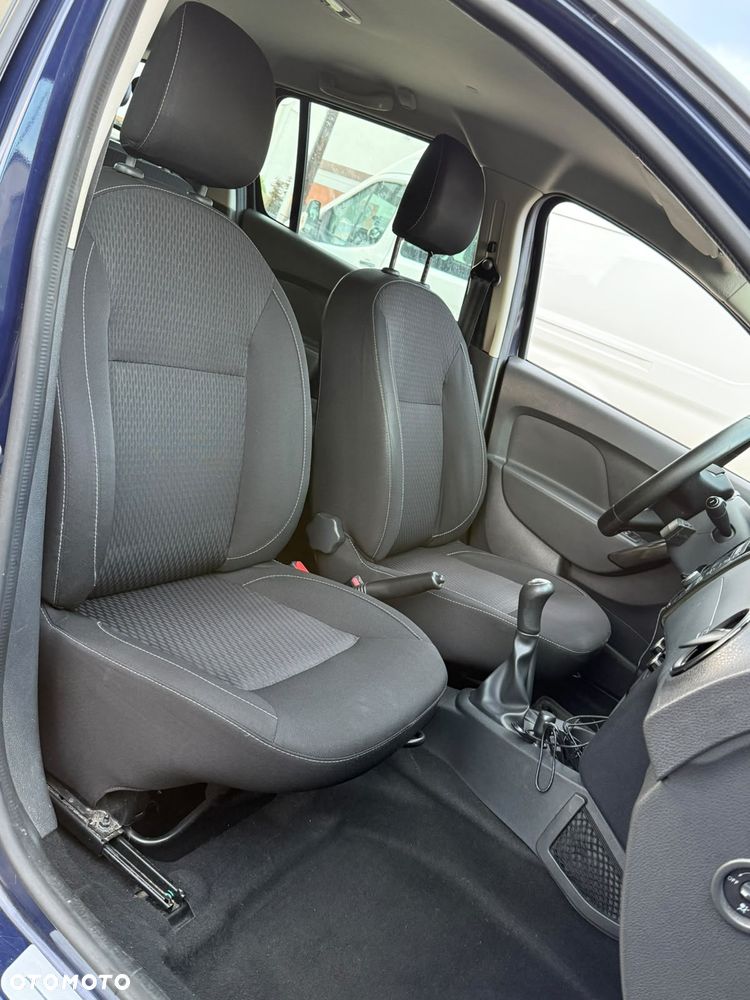 Dacia Logan TCe 90 S&S Laureate - 16