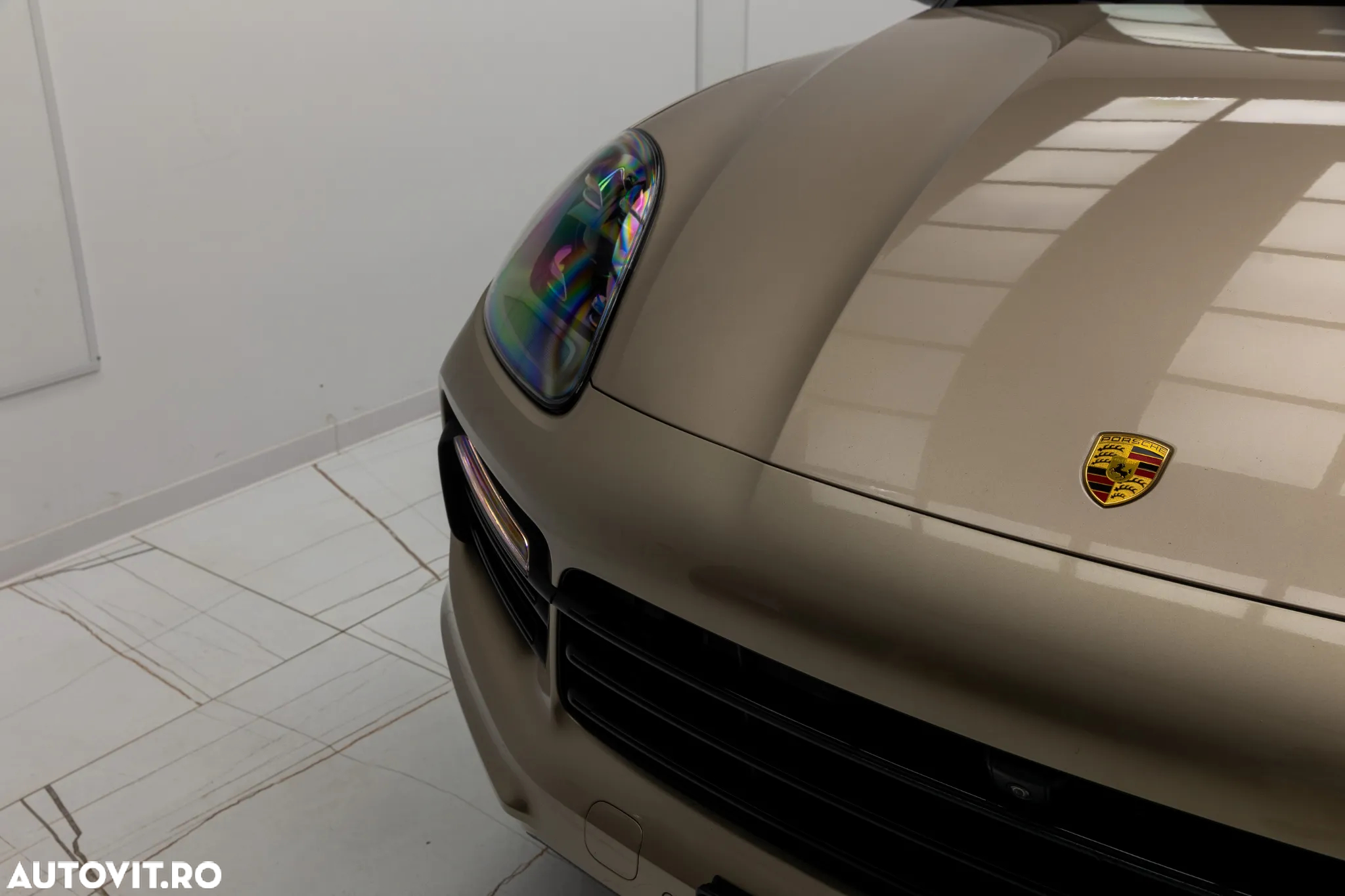 Porsche Cayenne S - 9
