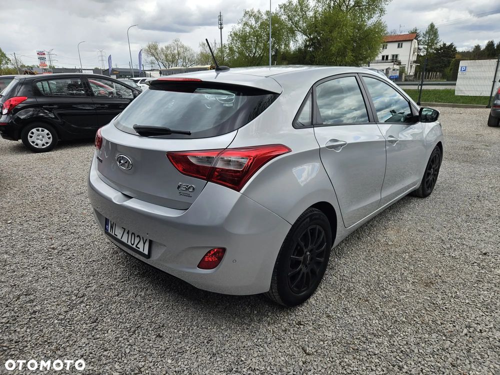 Hyundai i30 1.4 Fifa World Cup Edition - 14