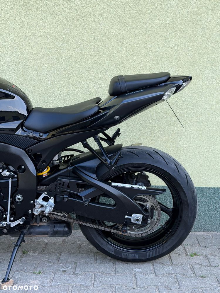 Suzuki GSX-R - 23