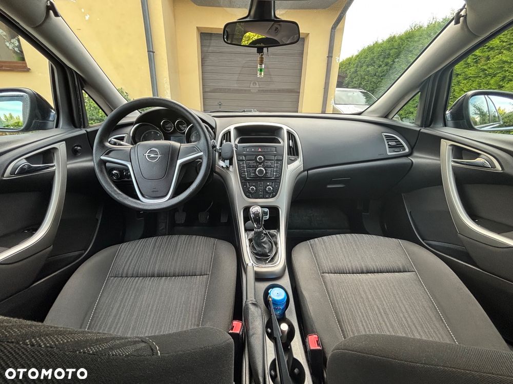 Opel Astra 1.7 CDTI - 9