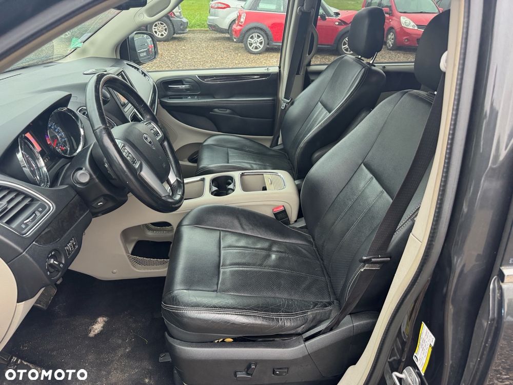 Lancia Voyager 2.8 CRD16v Platinum - 12