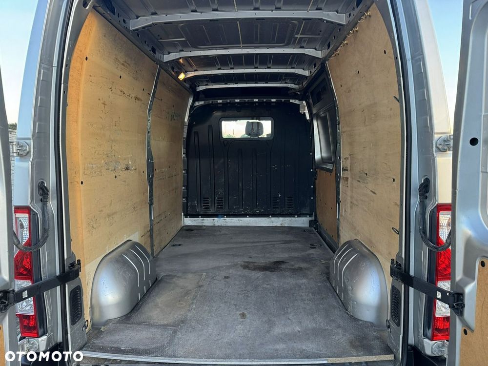 Opel Movano - 16