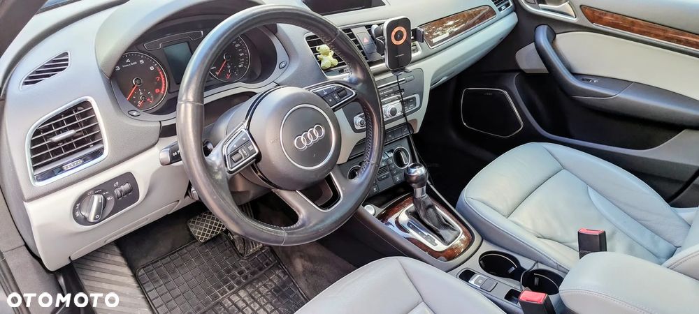 Audi Q3 2.0 TFSI Quattro S tronic design - 40