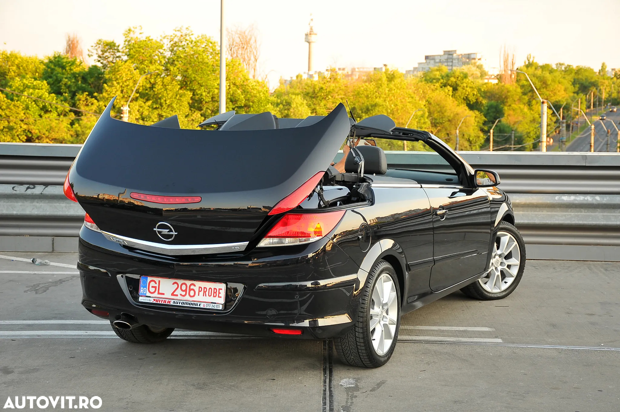 Opel Astra Twin Top 1.8 Cosmo - 9