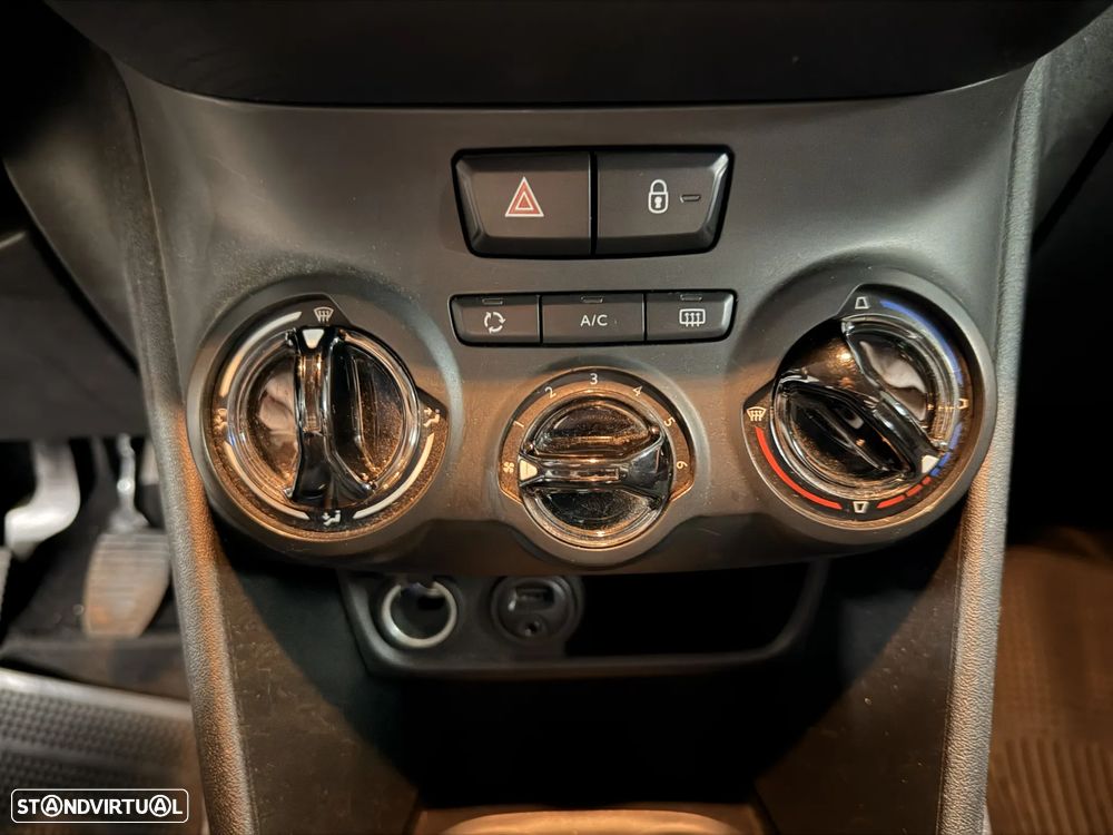 Peugeot 2008 1.6 BlueHDi Style - 9