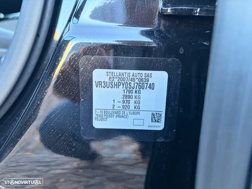 Peugeot 2008 1.2 Hybrid Allure e-DCS6 - 22