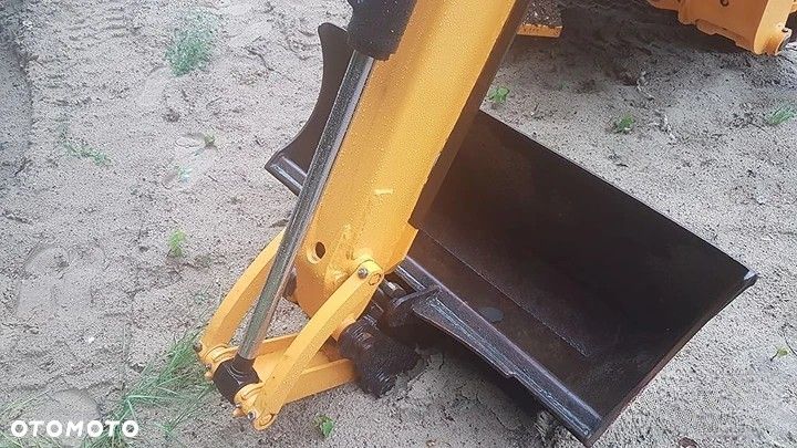 JCB 3CX 4X4 - 4