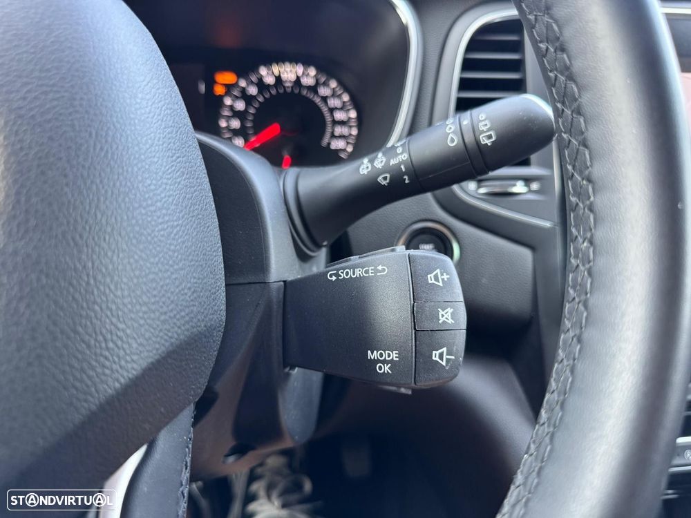 Renault Mégane Sport Tourer 1.5 Blue dCi Limited J17 - 33