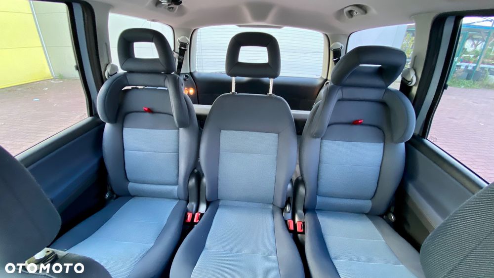 Ford Galaxy - 7