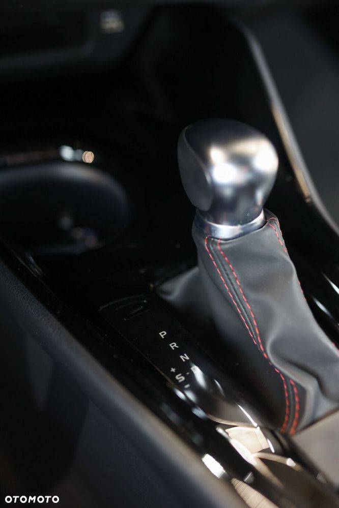 Toyota C-HR 2.0 Hybrid GR Sport - 39