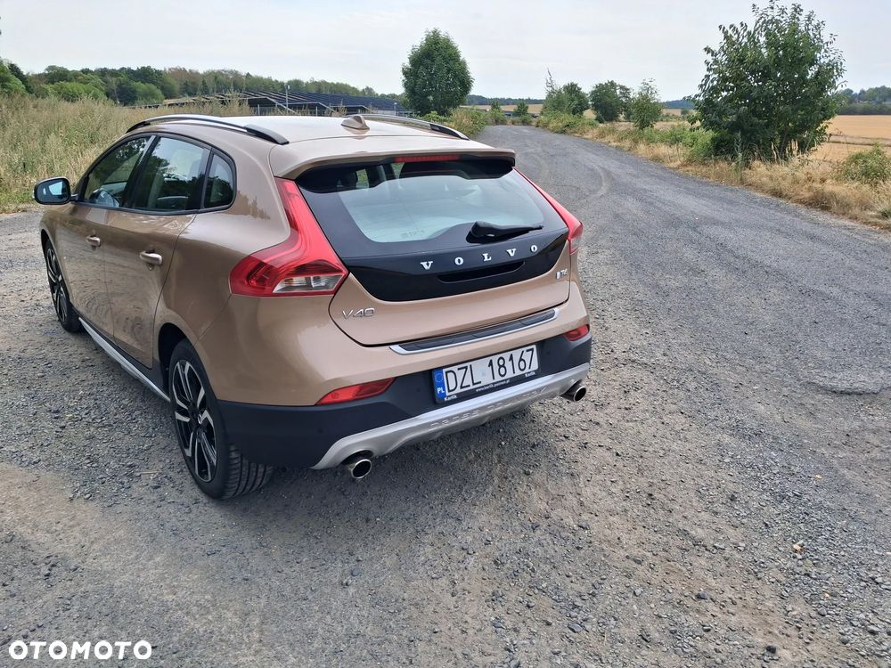 Volvo V40 T4 Momentum - 5