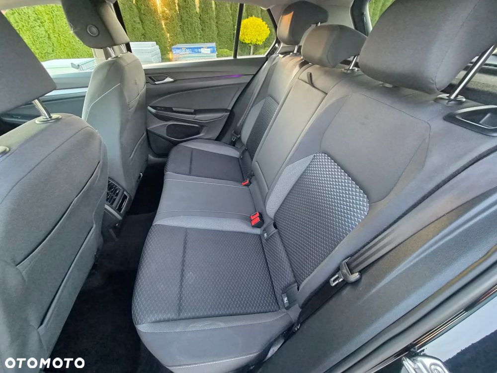 Volkswagen Golf 1.5 eTSI OPF DSG Active - 10