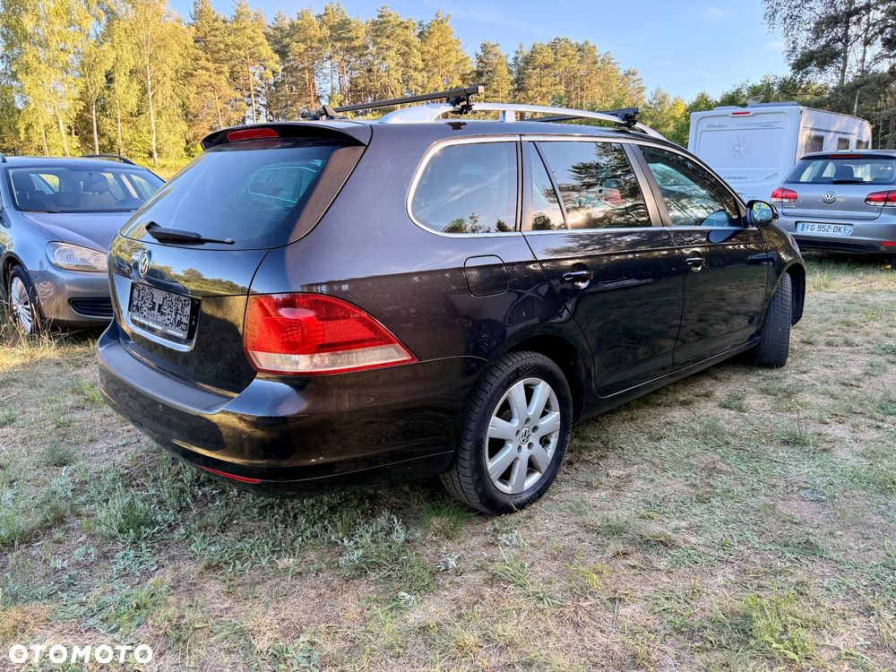Volkswagen Golf 1.6 TDI DPF Highline - 3