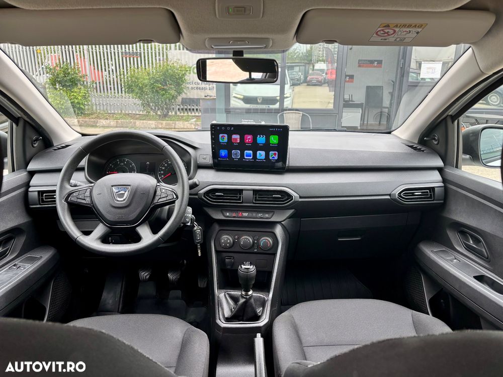 Dacia Logan TCe 90 Essential - 3