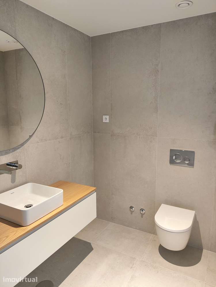 Apartamento T1 com 2 casas de banho em Paranhos/Areosa - Grande imagem: 5/13